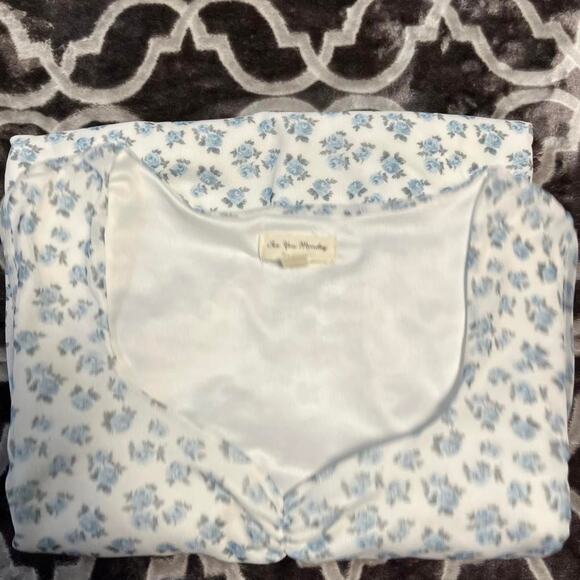 See You Monday Babydoll Dress Size L Light Whimsical Dainty Floral Cottage Faire - Picture 9 of 9